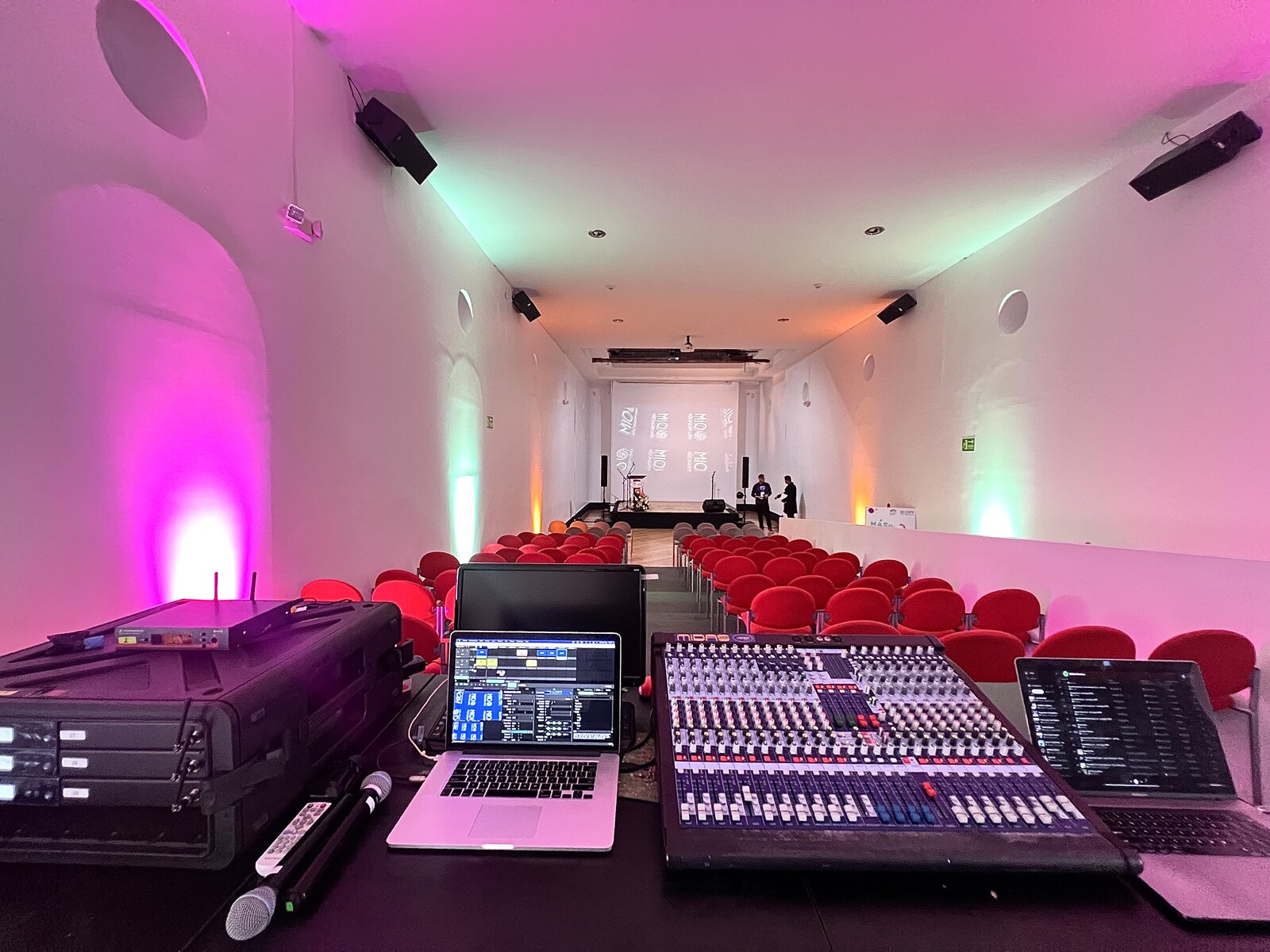 Corporate AV Show
